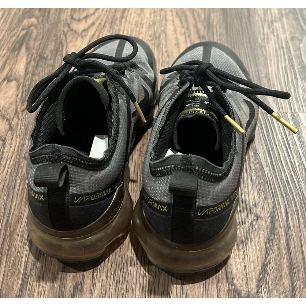 Nike Air VaporMax Black Gold Shoes Size 7Y AJ2616-006 Running Walking Shoes 2018